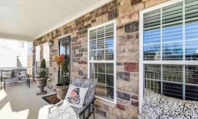 Ampthill House | Experience Serene Waterfront Living at Swanhaven Hotel