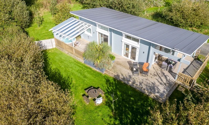 Braunton House | Discover Swanpool Lodges: Perfect Retreat for Couples