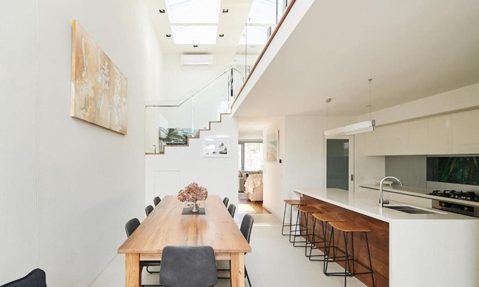Geelong House | Swanston Sands - Sophisticated Comfort by the Beach