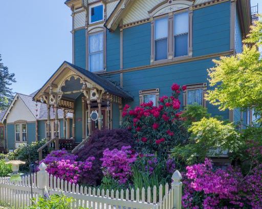 Olympia Bed & Breakfast | Elegant Swantown Inn: Spa Retreat with High Guest Ratings
