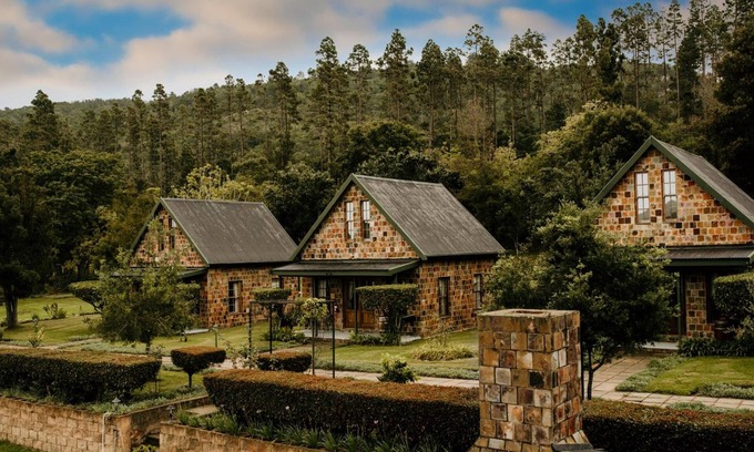 Sedgefield House | Cozy Swartvlei Guest Farm with Pool and Family-Friendly Amenities
