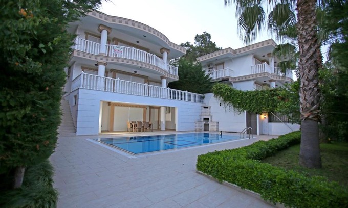 Tekirova Villa | Relaxing Retreat at Sweelems Villa's with Pool & Hot Tub