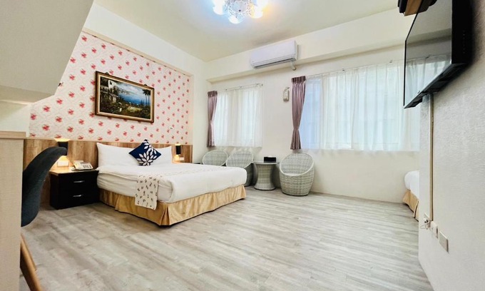 Ji'an House | Welcoming Sweet B&B: Pet & Child-Friendly Retreat