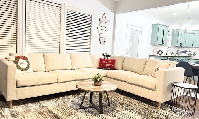 Sugar Hill House | Cozy 5BR Home with Kitchen & Pet-Friendly Amenities