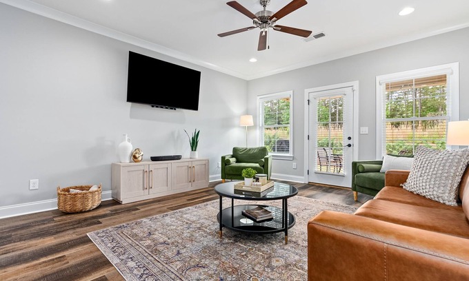 Auburn - Opelika House | Sweet Home Auburn - Townhome minutes to campus!
