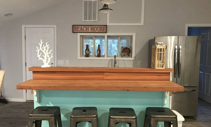 Historic Downtown Apalachicola House | Cozy Retreat Near All the Excitement and Ocean Views!