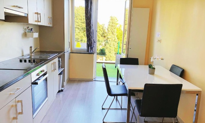 Laken Apartment | Charming Sweet Home: Child-Friendly Getaway, Rated 8.3/10