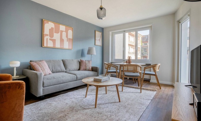 Iselin Apartment | Cozy Iselin 2BR with Private W/D, Steps from Market