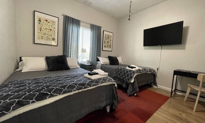 Fairpark Condo | Explore Sweet Lake City: Pet-Friendly Downtown Escape!