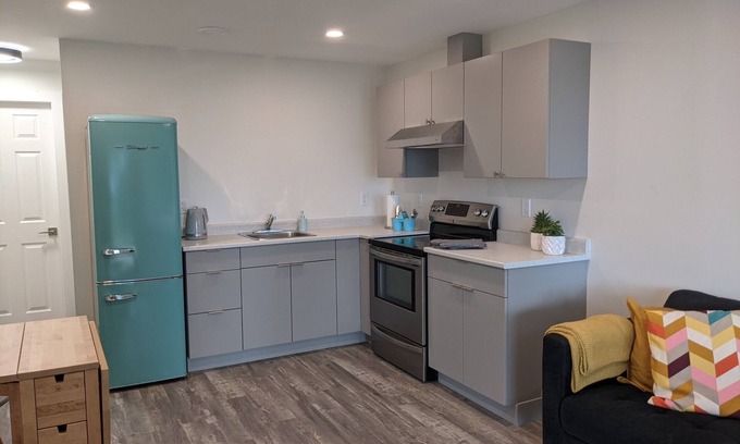 Central Okanagan House | Ideal Stay at Sweet Oyama in Okanagan's Heart