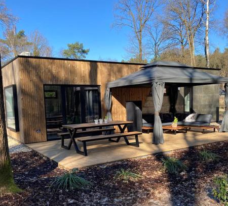 Zutendaal House | Family-Friendly Escape at Sweet Valley Julia - Rated 9.3