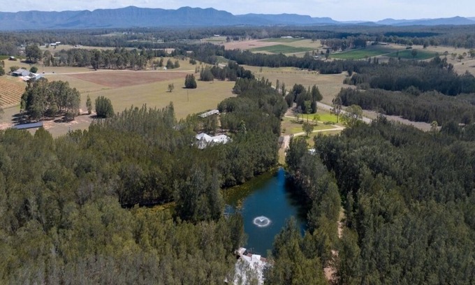 Pokolbin House | Explore Sweetacres Hunter Valley's Unique Cottages & More
