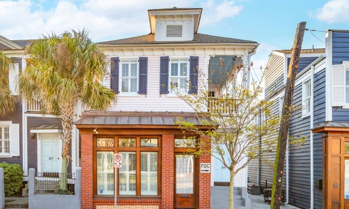 Westside Apartment | Sweetgrass Suite - Pet Friendly & Steps to King Street