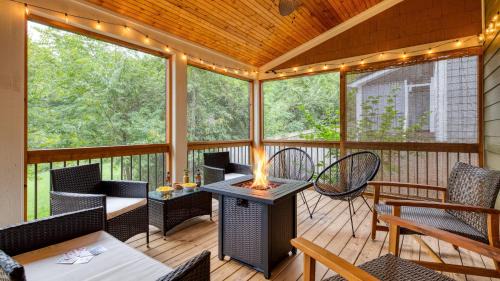Black Mountain House | Inviting Sweetgum Retreat: Family-Friendly in Black Mountain