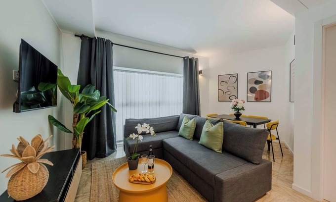 Centro Storico Apartment | Sweett | Mazzini - Two Bedroom Apartment, Sleeps 5
