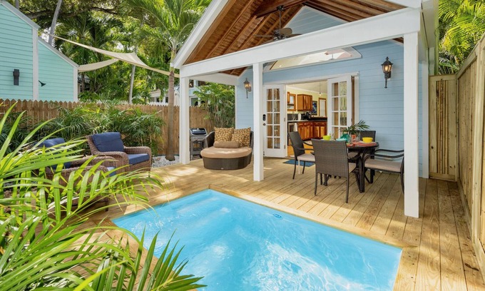 Old Town House | Idyllic Getaway @ Old Town: Private Pool & Ocean Views