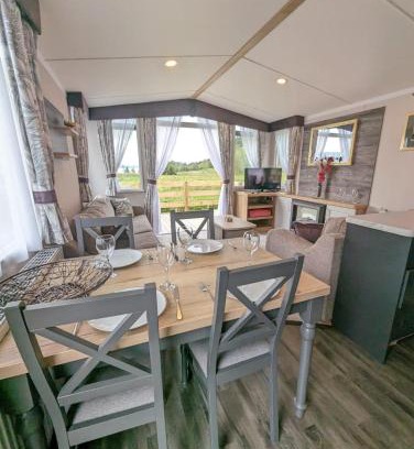 Ardentinny House | Inviting Swift Bordeaux Sea View Retreat - Pet & Child Friendly