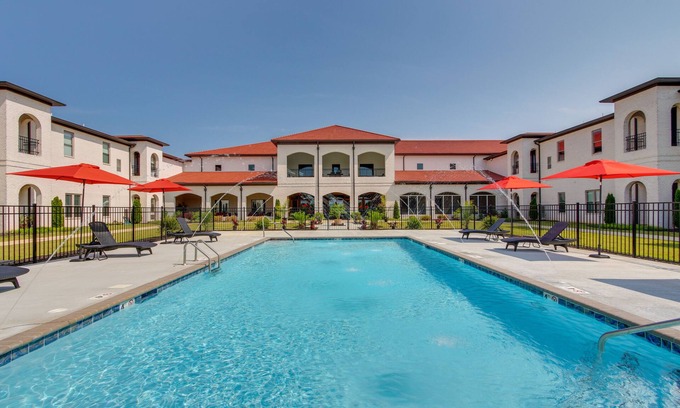 Lawrence County Apartment | Experience Fun with Swim, Golf & Bowl at Loretto Getaway