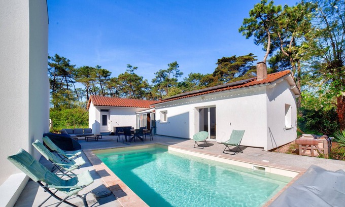La Faute-sur-Mer House | Relax by the Pool with Access to Belle-Henriette Reserve