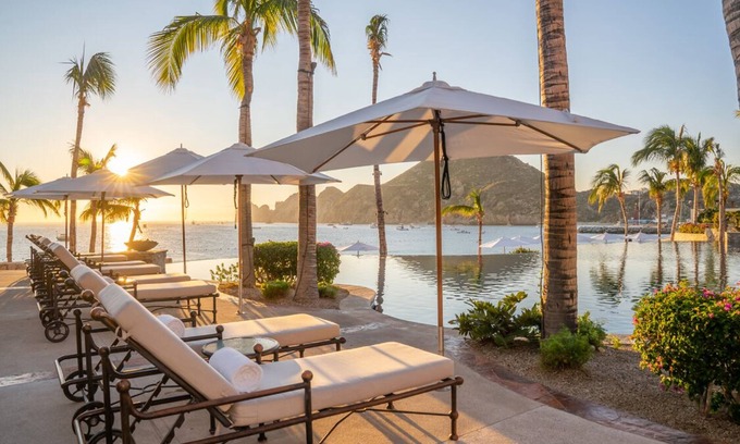 El Medano Ejidal Condo | Exceptional Hacienda Beach Club with Pools and Ocean Views