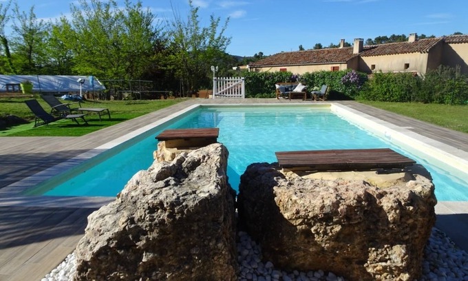 Rians House | Guest Rated 9.8: Poolside Gite on a Provence Farm