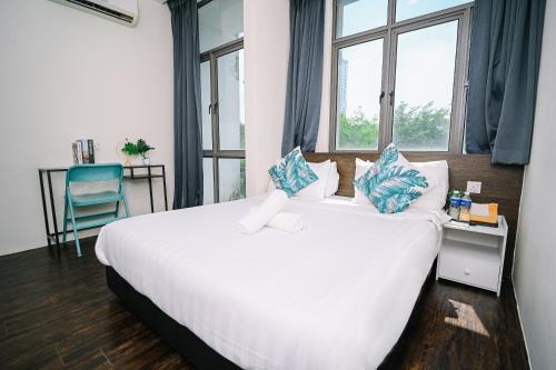Cyberjaya Hotel | Family-Friendly Getaway at Swing & Pillows - Z Hotel Cyberjaya