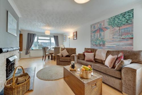 Saxmundham House | Family-Friendly Retreat at Swinton Hotel Awaits You