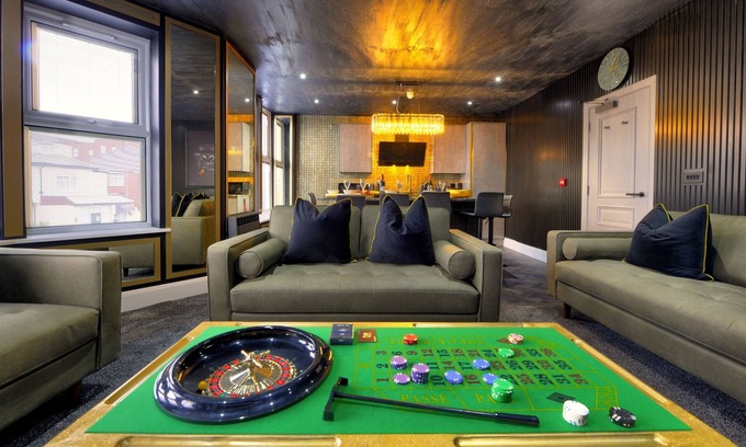 North Shore Apartment | Elegant Swish Luxury Apartments with Breakfast Included