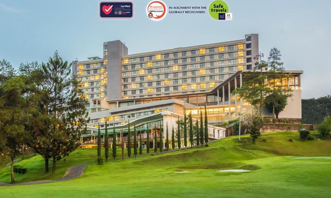 Cigadung Hotel | Relax at Swiss-Belresort Dago Heritage with Ocean Views