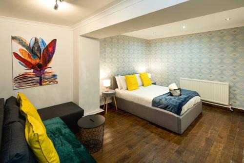 Belsize Apartment | Swiss Cottage Hideaway Sleeps 8 Regents Park