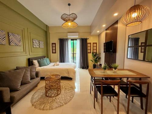 Canlubang Apartment | Swiss Vibe Studio at Crosswinds, Unwind in Tagaytay