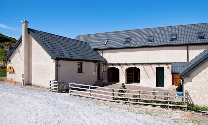 Ardnamurchan Peninsula House | Ideal Family Retreat Just Steps from the Beach