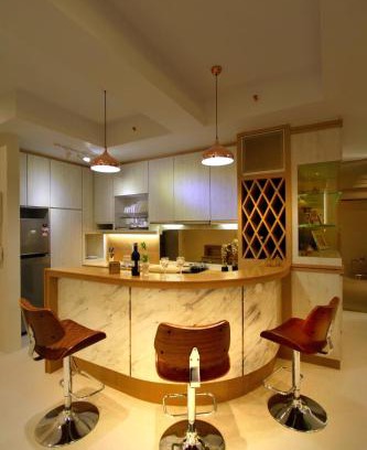 Pusat Komersil Lee Ling Apartment | Discover Syatila Malik Homestay with Pool & Family Amenities