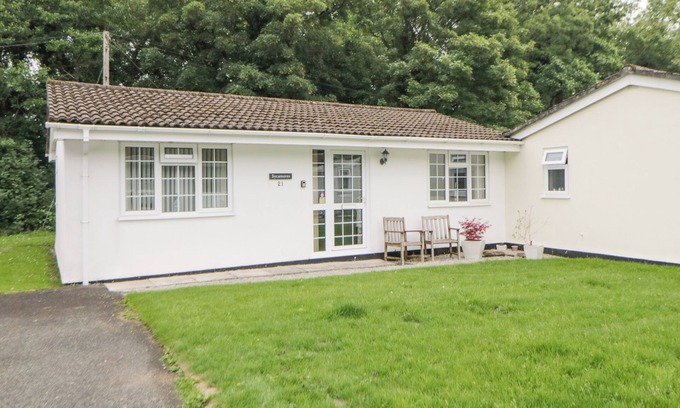 Liskeard Cottage | Family-Friendly SYCAMORES with Garden in Liskeard