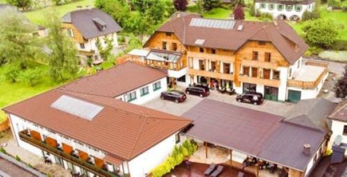 Sankt Michael im Lungau Apartment | Beautiful Sylpaulerhof Aparthotel with Oceanfront Pool
