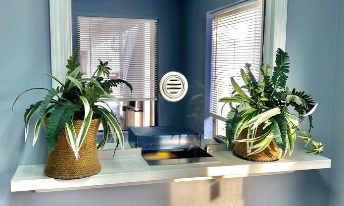 Sylvester Hotel | Budget-Friendly Sylvester Inn: Family-Friendly Accommodation