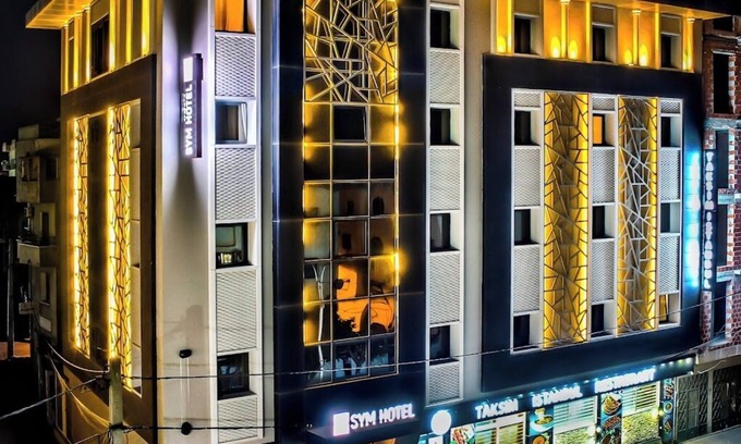 Algiers Hotel | Discover Sym Hotel - Chéraga: Family-Friendly Retreat