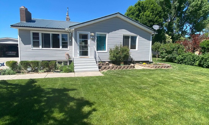 Pocatello House | Mountain View Retreat with Pool and Breakfast Included
