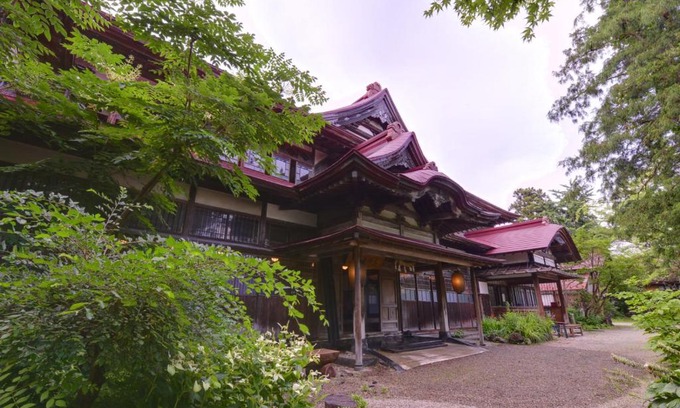 Kowakubi Onsen Hotel | Top-Rated Syohoen: Relax in Our Inviting Hot Tub
