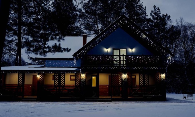 Lviv Oblast House | Explore Sytikland: Family-Friendly Stay with Pool Access