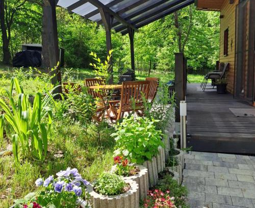 Kemence House | Experience Oceanfront Bliss at Szalonka Vendégház Kemence