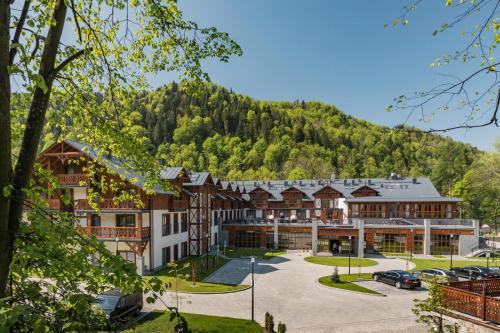 Szczawnica Hotel | Indulgent Stay at Szczawnica Park Resort & Spa, 5-Star Retreat