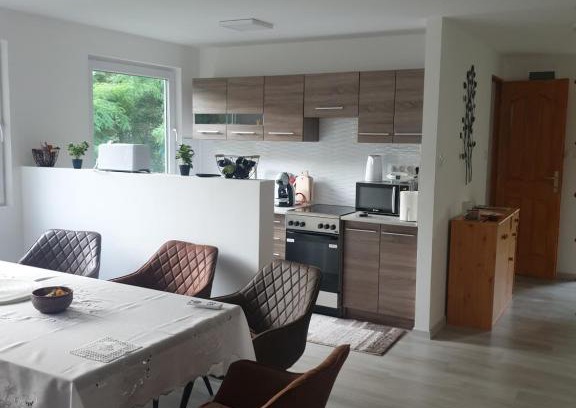 Vasarosnameny House | Discover SZERETET FA-HÁZ: Family-Friendly Retreat in Hungary
