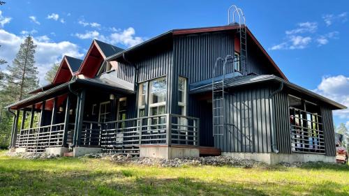 Syote House | Discover Tähtisara: Pet-Friendly Stays with Breakfast