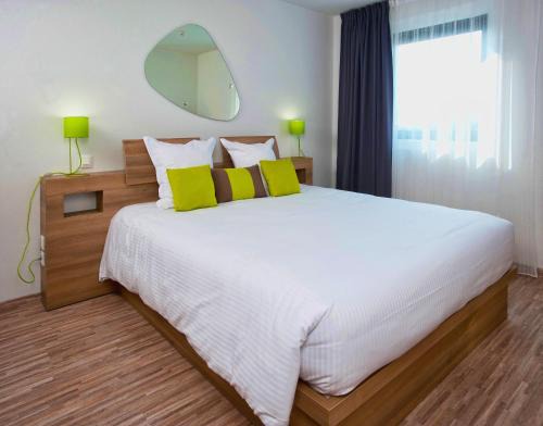 Merignac Apartment | Pet-Friendly Ténéo Apparthotel Bordeaux Mérignac Awaits