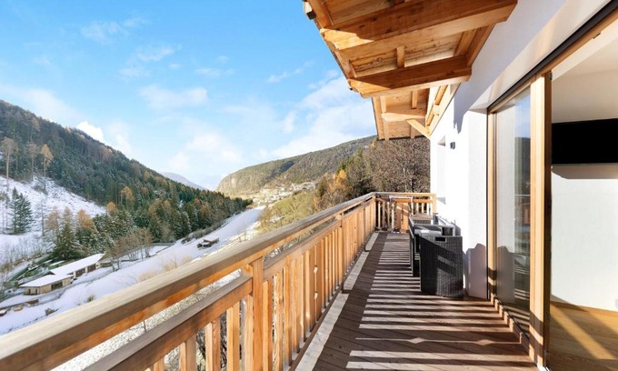 Trodena Apartment | Discover Töniglerhof Apt Abendrot: Rated 9.9/10 & Family-Friendly