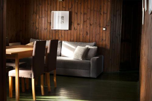 Zirc Apartment | Discover Tündér Farm: Pet-Friendly Oasis with Ocean Views