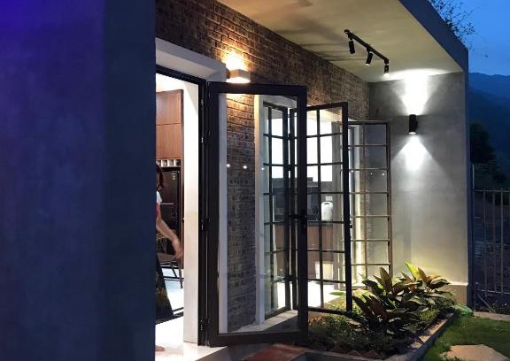 Ky Son Villa | Discover Tự Viện Xanh Villa: A Family-Friendly Retreat