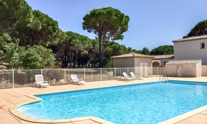 Les Issambres Apartment | Premier Oceanfront Retreat with Pool and Air Conditioning