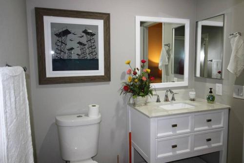 Spring Valley Apartment | Enjoy Your Best Vacation at T-Designed Hotel!